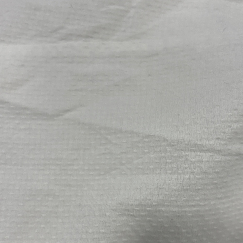Elegant White Textured Blouse - Picture 13 of 15